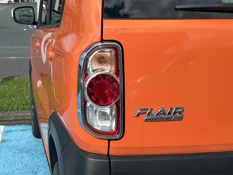Mazda Flair Crossover