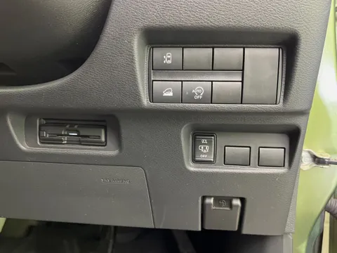 Mitsubishi eK X Space