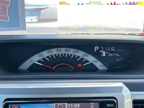 Toyota Pixis Mega