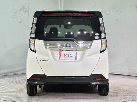 Toyota Tank