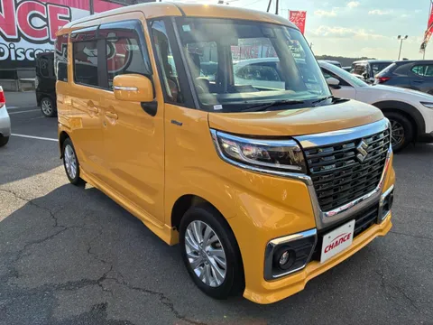 Suzuki Spacia Custom