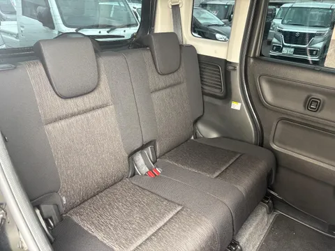 Suzuki Spacia Custom