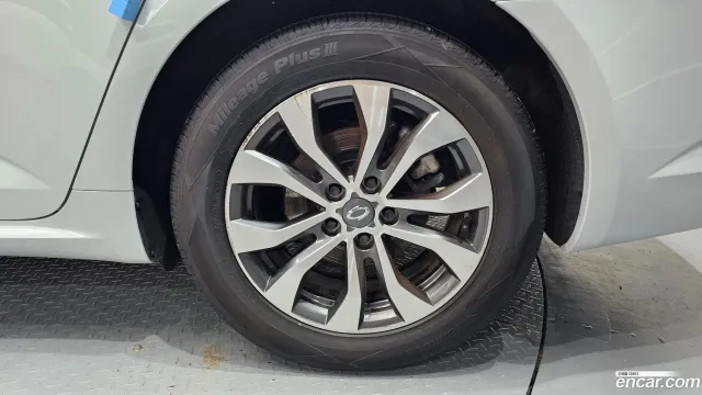 Renault Talisman (SM6)