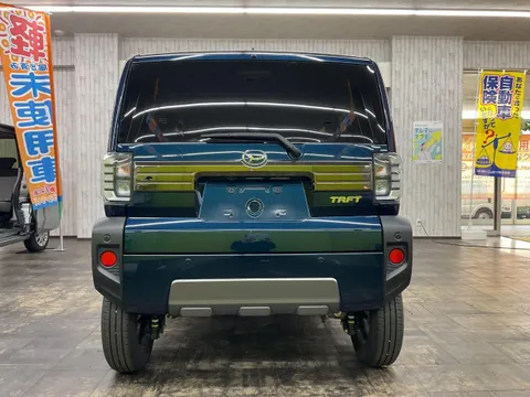 Daihatsu Taft