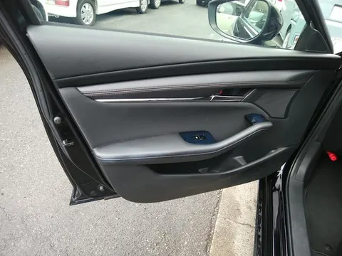 Mazda MAZDA3 Fastback
