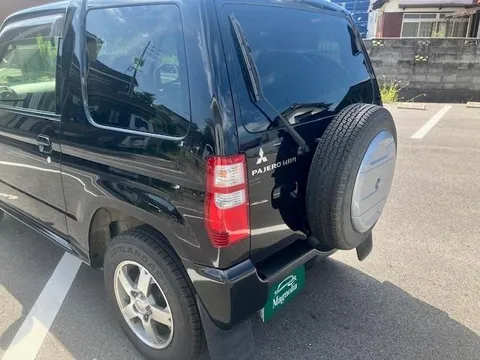 Mitsubishi Pajero Mini