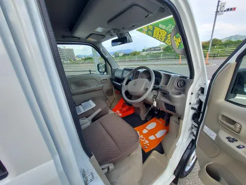 Nissan Clipper