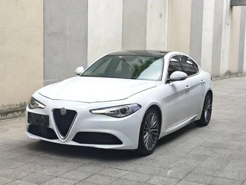 Alfa Romeo Giulia