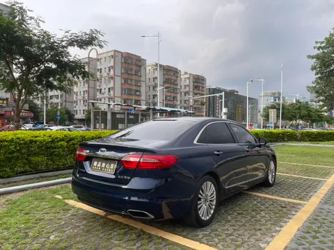 Ford Taurus