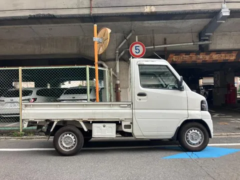 Mitsubishi Minicab Truck