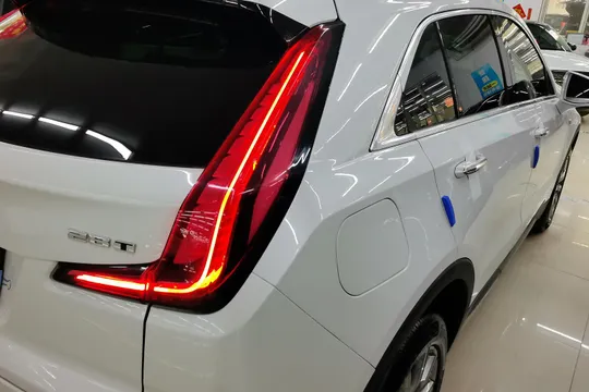 Cadillac XT4