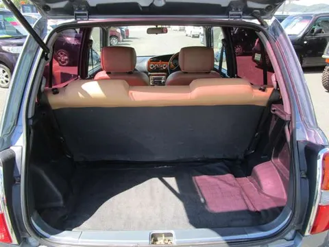 Daihatsu Mira Gino