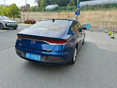 Hyundai Festa