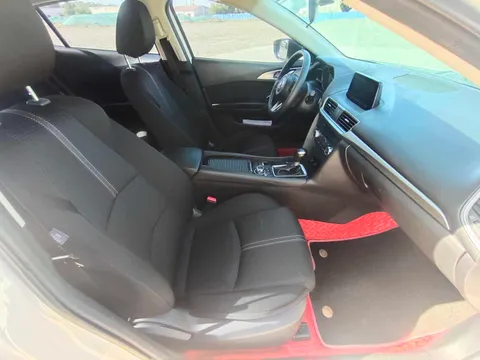 Mazda Mazda 3
