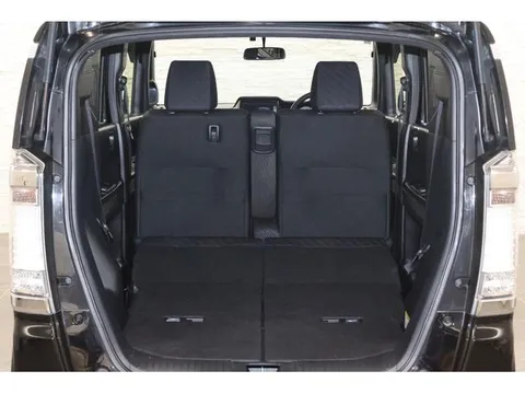 Honda N-BOX Slash