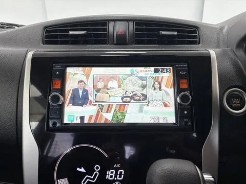 Mitsubishi eK Custom
