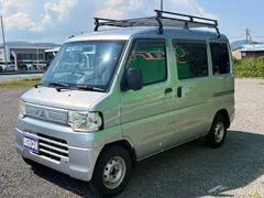 Mitsubishi Minicab Van