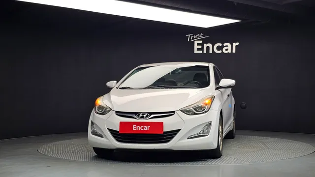 Hyundai Elantra (Avante)