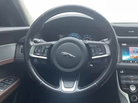 Jaguar XFL