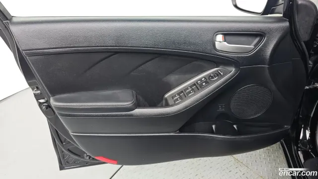 Kia Cerato (K3)