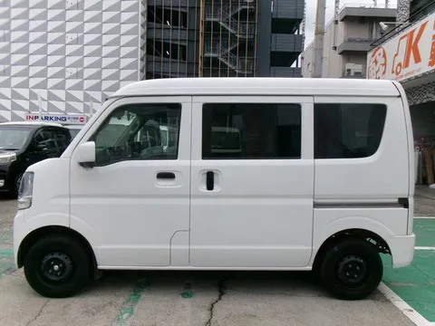 Nissan Clipper