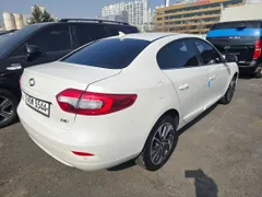 Renault SM3