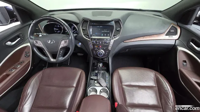 Hyundai Grand Santa Fe (Maxcruz)