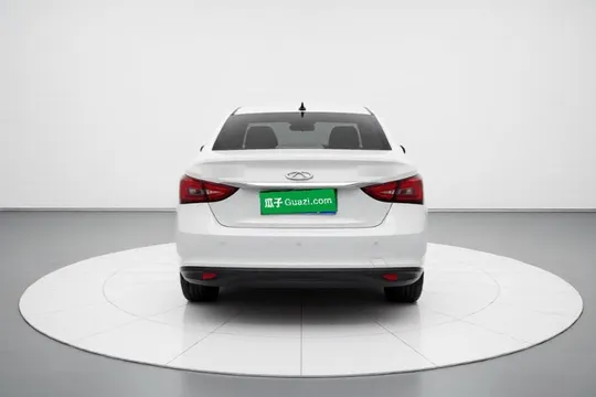 Chery Arrizo 5