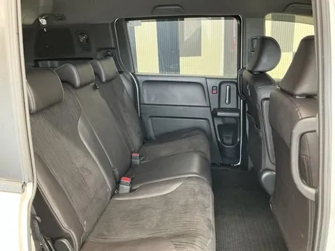 Honda Freed Spike