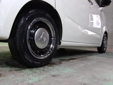 Honda N-BOX Slash