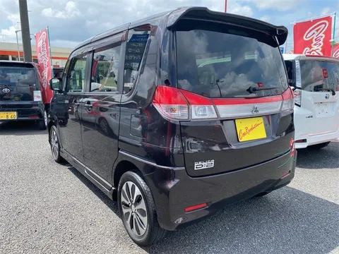 Mitsubishi Delica D:2