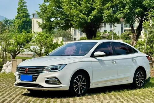Roewe i5