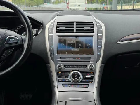 Lincoln MKZ