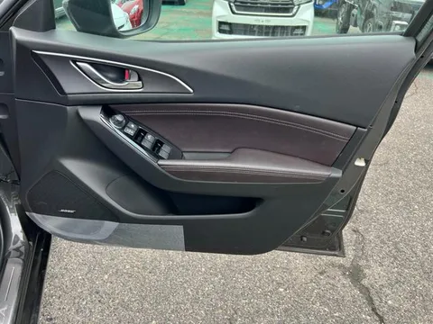 Mazda Axela Sport