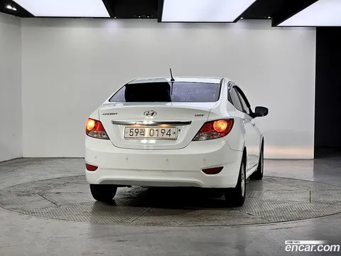 Hyundai Accent