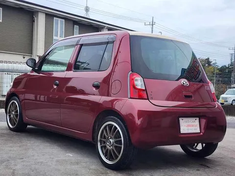 Daihatsu Esse