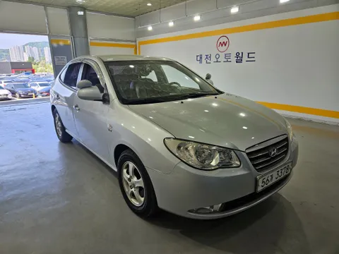 Hyundai Elantra (Avante)