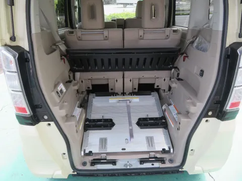 Honda N-BOX Plus