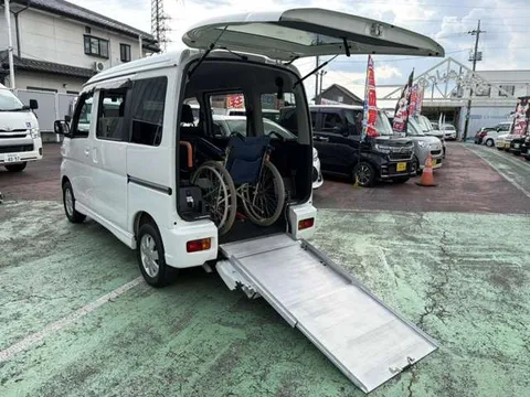 Daihatsu Atrai Wagon
