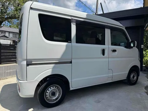 Nissan Clipper
