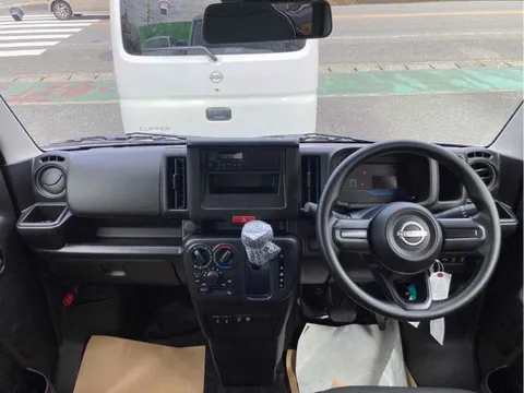 Nissan Clipper
