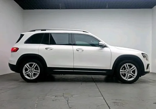 Mercedes-Benz Mercedes-Benz GLB