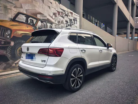 Volkswagen Tharu