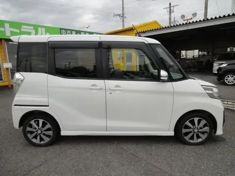 Mitsubishi eK Space Custom
