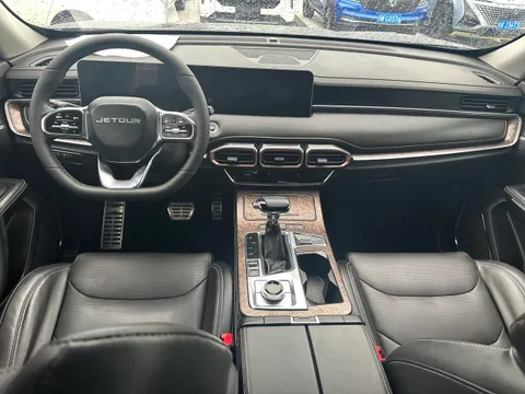 Jetour X70