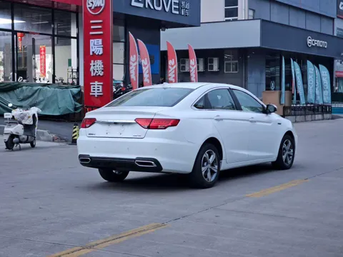 Geely Emgrand GL