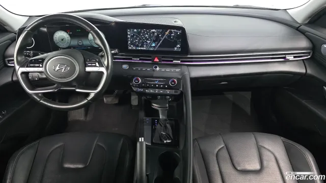 Hyundai Elantra (Avante)