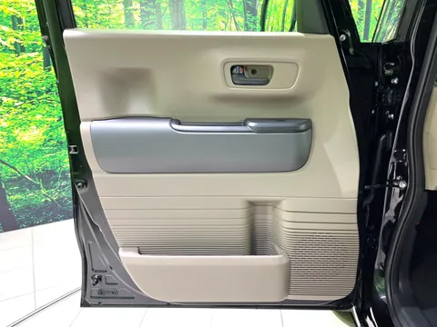 Honda N-BOX Joy