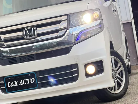 Honda N-BOX Custom