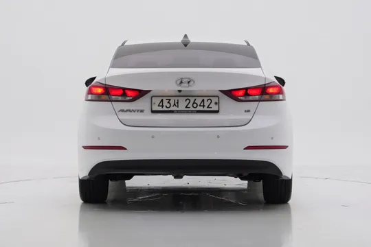 Hyundai Elantra (Avante)